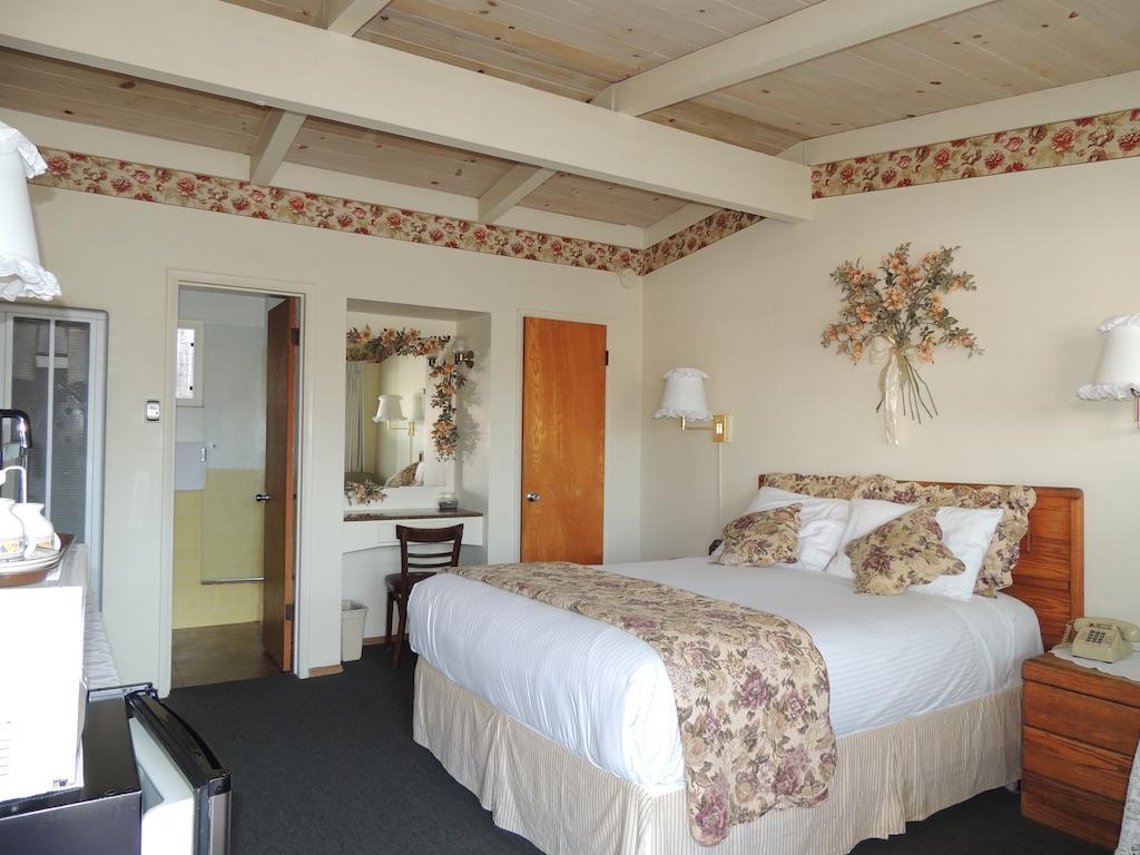 Sundown Inn Of Morro Bay Room photo